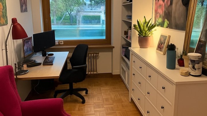 Nur ein Katzensprung zum Alsterlauf und ins AEZ – bestens geschnittenes Zuhause mit Westbalkon