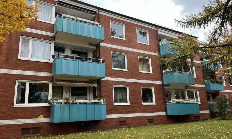 Nur ein Katzensprung zum Alsterlauf und ins AEZ – bestens geschnittenes Zuhause mit Westbalkon