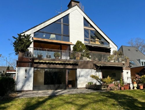 Zur Sonne ausgerichtet