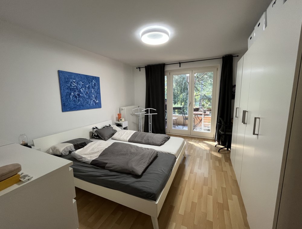Schlafzimmer mit Balkon