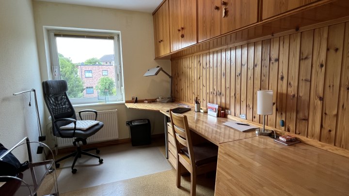 Gemütliches und gepflegtes Zuhause mit Gartenparadies zur Sonne und hervorragender Infrastruktur
