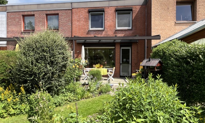 Gemütliches und gepflegtes Zuhause mit Gartenparadies zur Sonne und hervorragender Infrastruktur